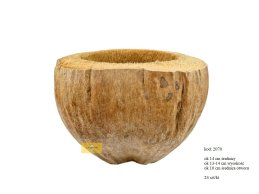 ŁUPINA KOKOSA 12-13 cm wysokość, 17 cm szerokości, 10 cm średnica otworu.
